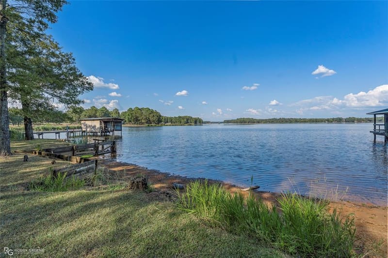 758 W Lakeshore Drive, Benton LA 71006 - Photo 2