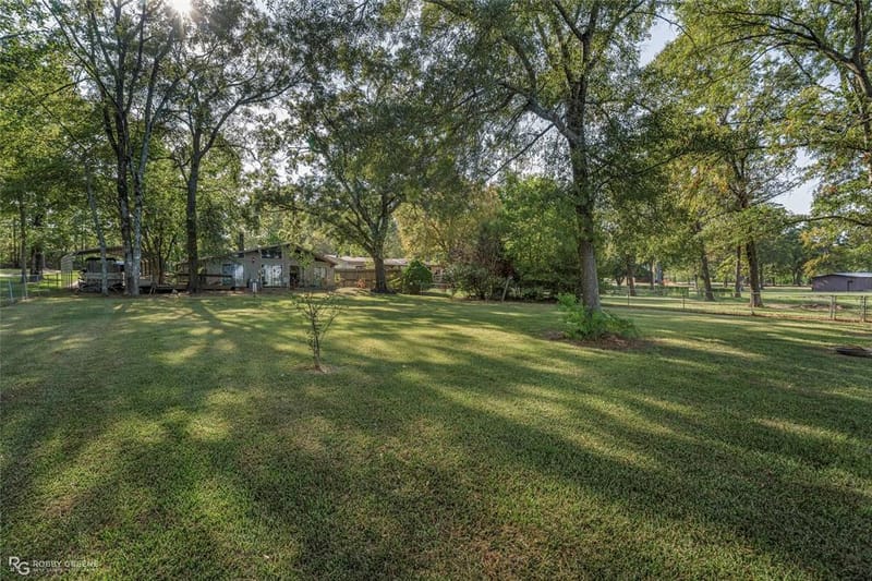 758 W Lakeshore Drive, Benton LA 71006 - Photo 8
