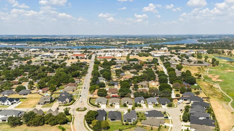 1109 Aviara Court, Granbury TX 76048 - Photo 36