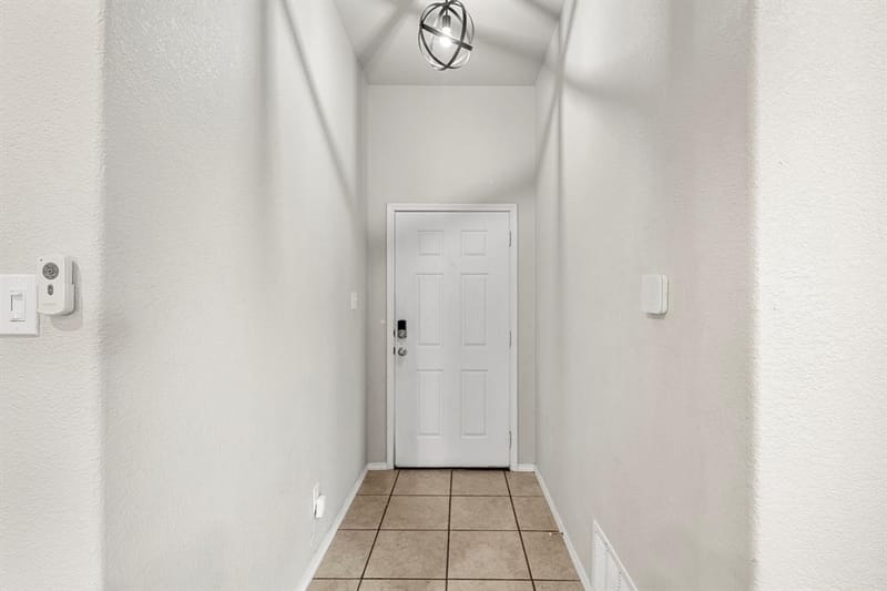 10620 Granada Drive, Waco TX 76708 - Photo 5