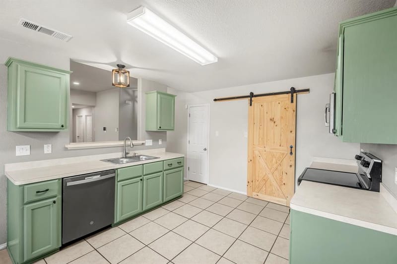 10620 Granada Drive, Waco TX 76708 - Photo 10