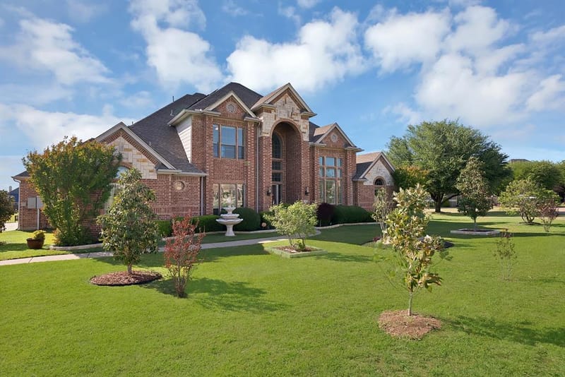 1611 Mustang Court, Cedar Hill TX 75104 - Photo 2