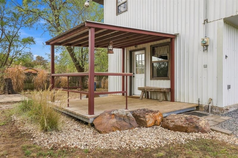 351 County Road 2274, Telephone TX 75488