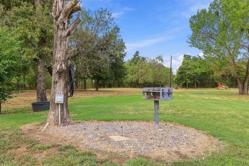 351 County Road 2274, Telephone TX 75488 - Photo 33