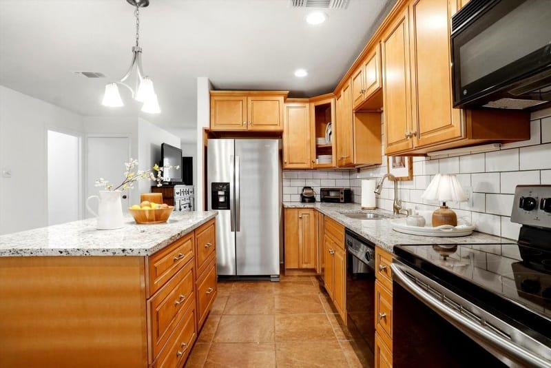 5006 Lake Shore Drive, Waco TX 76710 - Photo 12