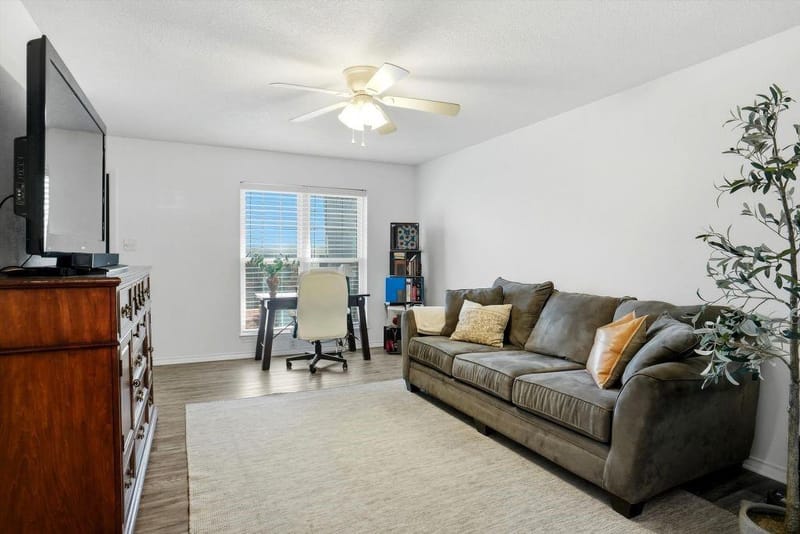 5006 Lake Shore Drive, Waco TX 76710 - Photo 7