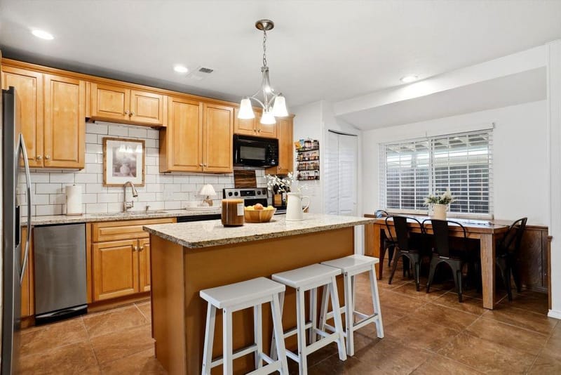 5006 Lake Shore Drive, Waco TX 76710 - Photo 10