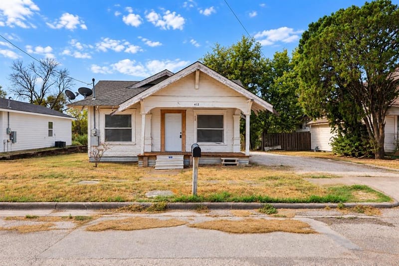 412 Dalton Street, Hillsboro TX 76645