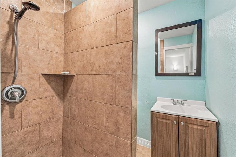 13706 Janwood Lane, Farmers Branch TX 75234 - Photo 38