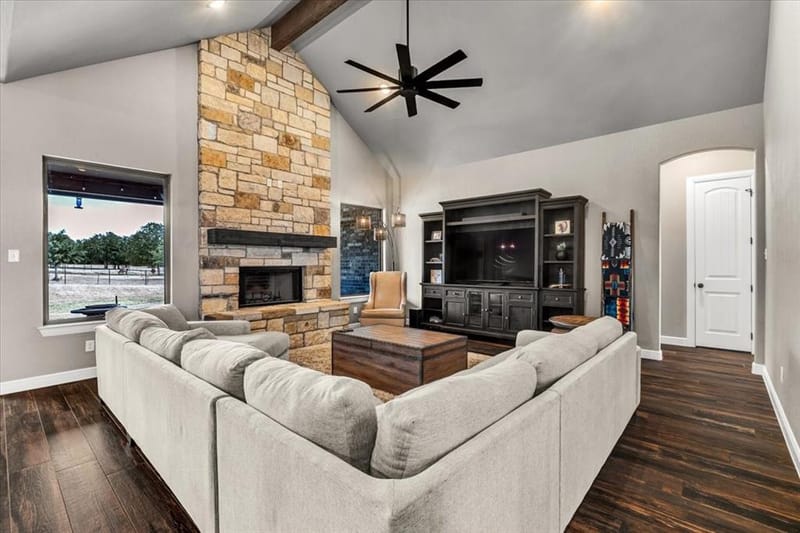 127 Paradise Oaks Court, Paradise TX 76073 - Photo 13
