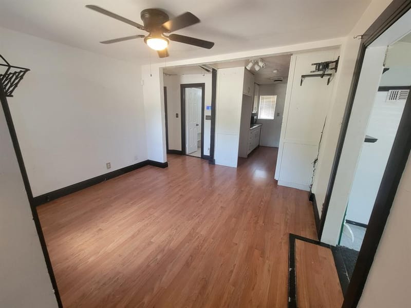 3906 Mercury, Haltom City TX 76111 - Photo 2