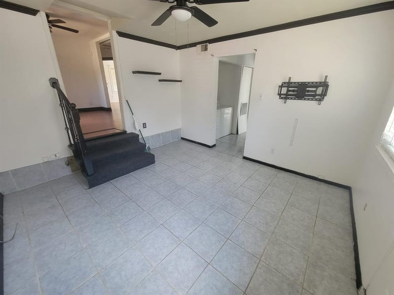 3906 Mercury, Haltom City TX 76111 - Photo 8