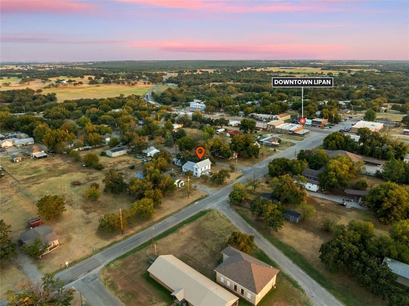 202 N Kickapoo Street, Lipan TX 76462 - Photo 28