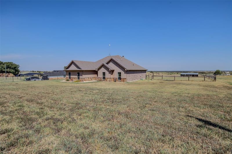 148 County Road 2830, Decatur TX 76234 - Photo 6