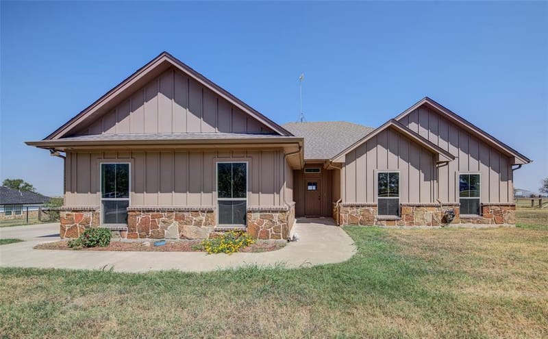 148 County Road 2830, Decatur TX 76234