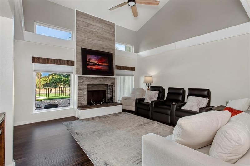2925 Country Place Circle, Carrollton TX 75006 - Photo 7