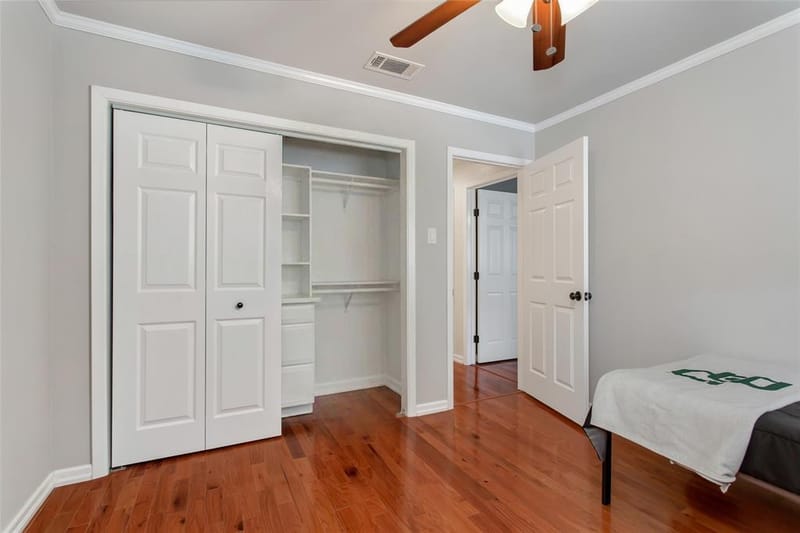 2925 Country Place Circle, Carrollton TX 75006 - Photo 32