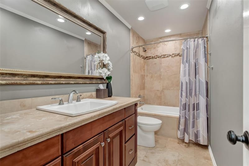 2925 Country Place Circle, Carrollton TX 75006 - Photo 30