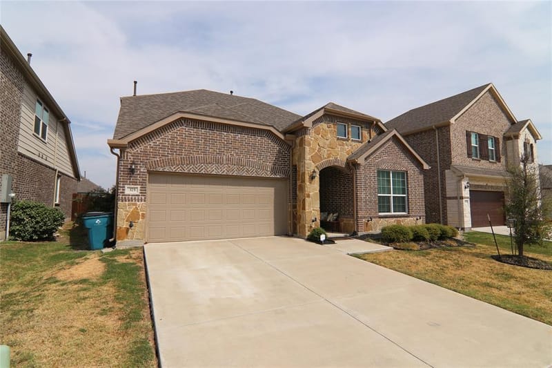 375 Meredith Drive, Fate TX 75087 - Photo 2