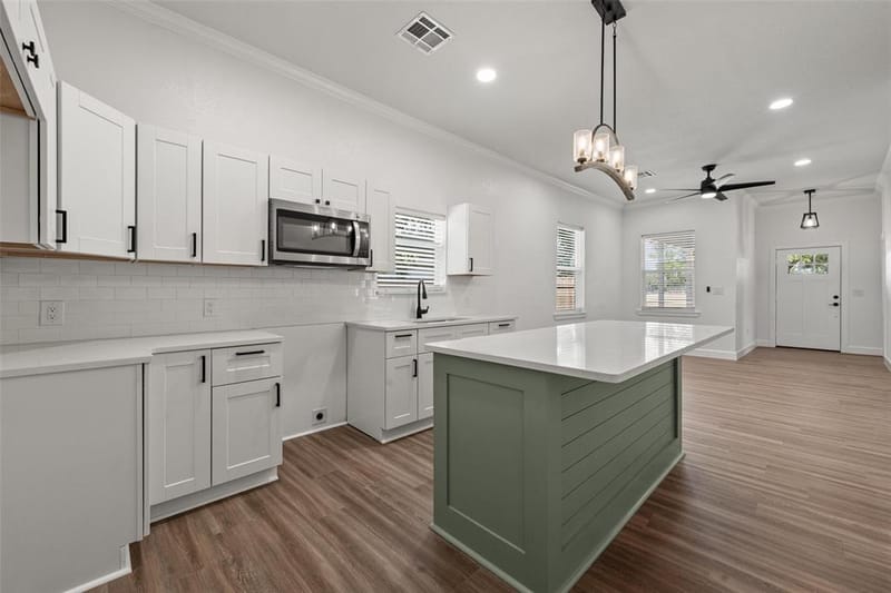 2415 S 9th Street, Waco TX 76706 - Photo 6