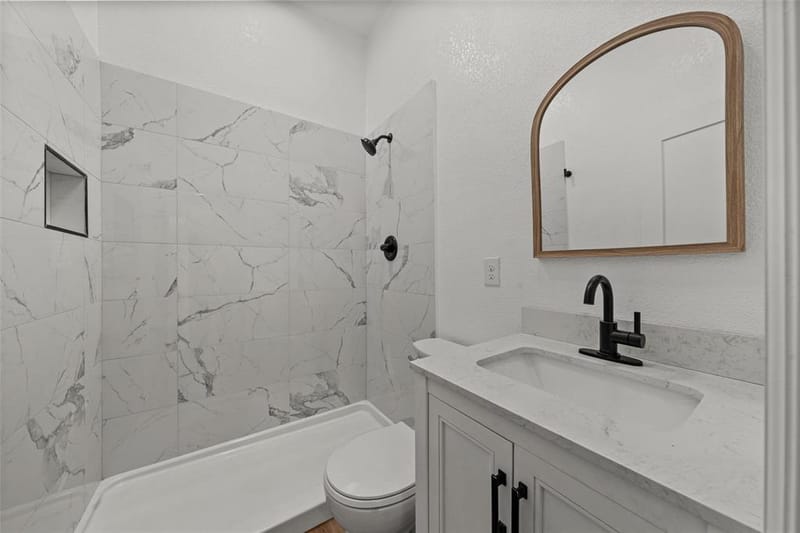 2415 S 9th Street, Waco TX 76706 - Photo 10