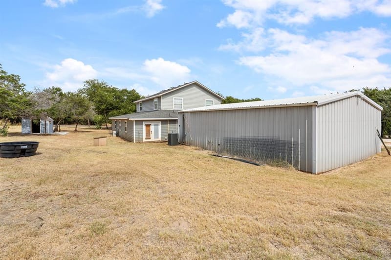 4600 Hunters Glen Court, Granbury TX 76048 - Photo 5