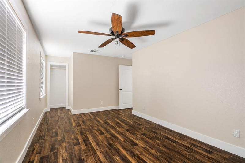4600 Hunters Glen Court, Granbury TX 76048 - Photo 10