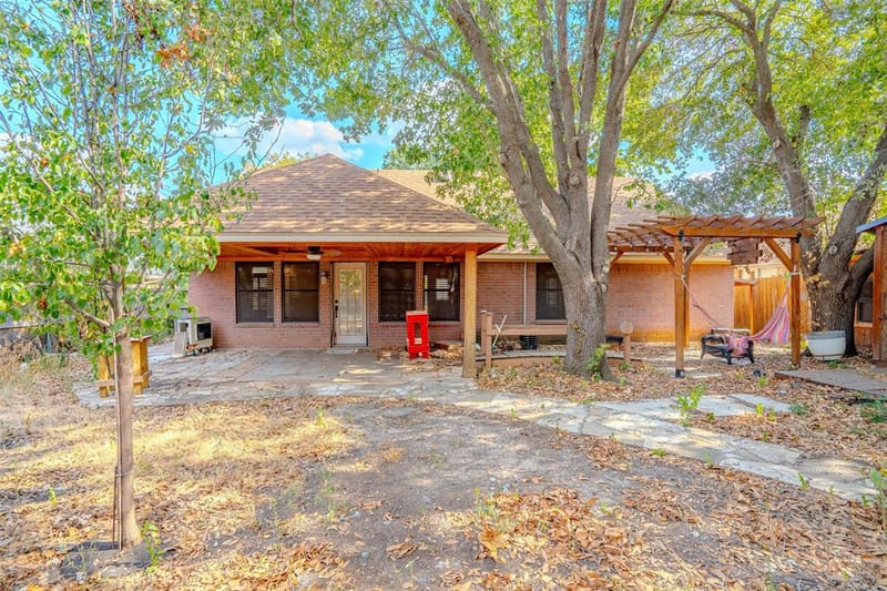 1522 Hayloft Lane, Granbury TX 76048 - Photo 28
