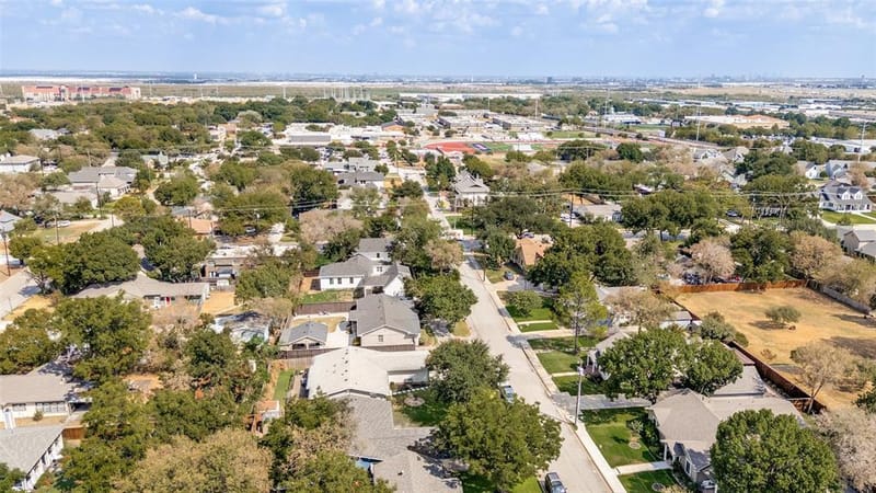 403 E Franklin Street, Grapevine TX 76051 - Photo 25