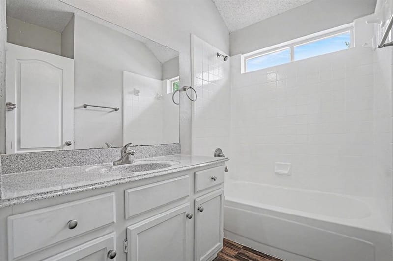 5612 Greenwich Drive, Arlington TX 76018 - Photo 14