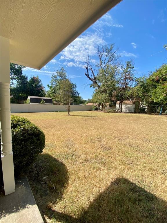 805 Lynn Street, Bonham TX 75418 - Photo 27