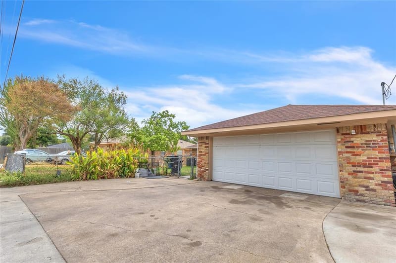 7117 Rolling Fork Drive, Dallas TX 75227 - Photo 30