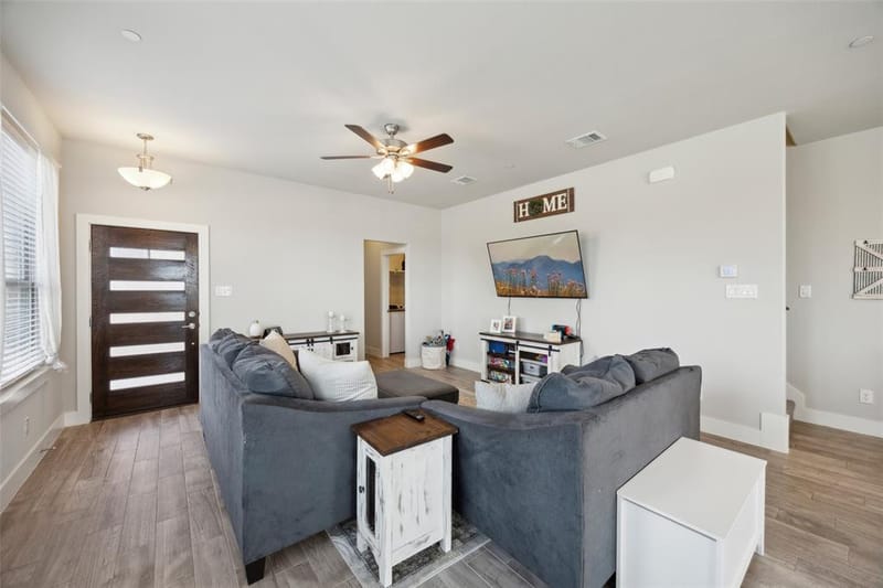 845 Eaglescliffe Landing, Wylie TX 75098 - Photo 2