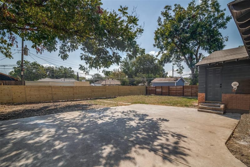 2324 Prichard Lane, Dallas TX 75227 - Photo 24