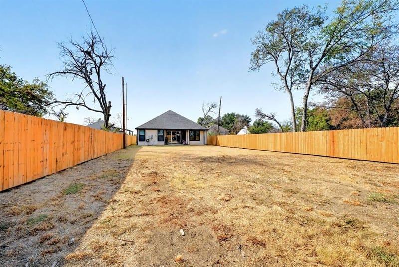 1930 Houston Street, Grand Prairie TX 75050 - Photo 37