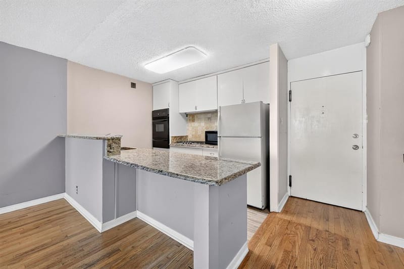 3883 Turtle Creek Boulevard # 1717, Dallas TX 75219 - Photo 7