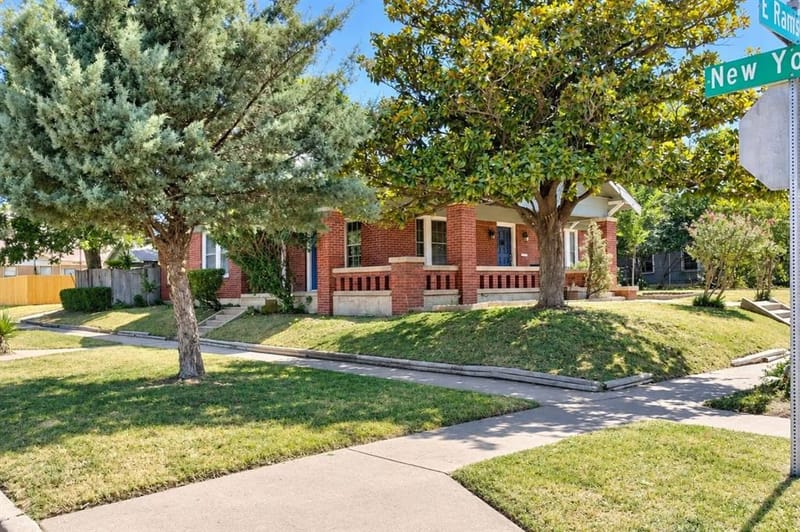 956 E Ramsey Avenue, Fort Worth TX 76104