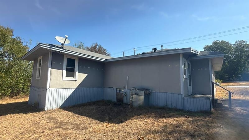 701 N Newark Street, Decatur TX 76234 - Photo 21