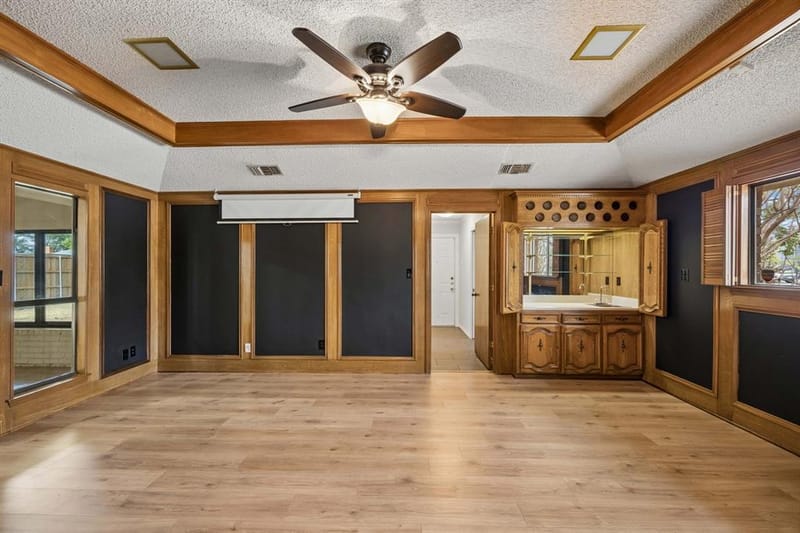 10123 Candlebrook Drive, Dallas TX 75243 - Photo 13