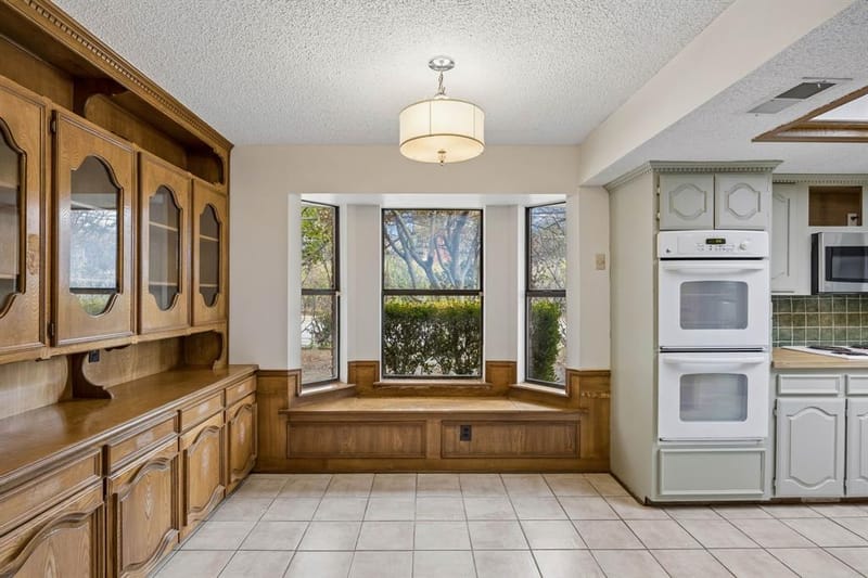 10123 Candlebrook Drive, Dallas TX 75243 - Photo 9