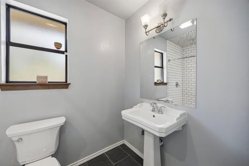 10123 Candlebrook Drive, Dallas TX 75243 - Photo 25