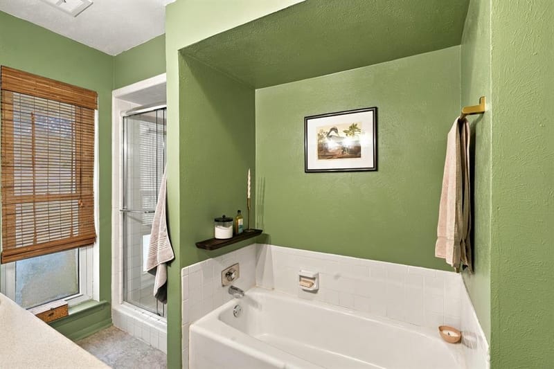 9307 Crestedge Drive, Dallas TX 75238 - Photo 28