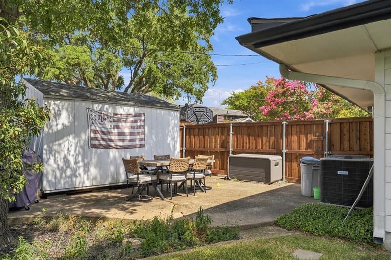 9307 Crestedge Drive, Dallas TX 75238 - Photo 34
