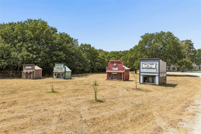1111 Riley Road, Whitesboro TX 76273 - Photo 22