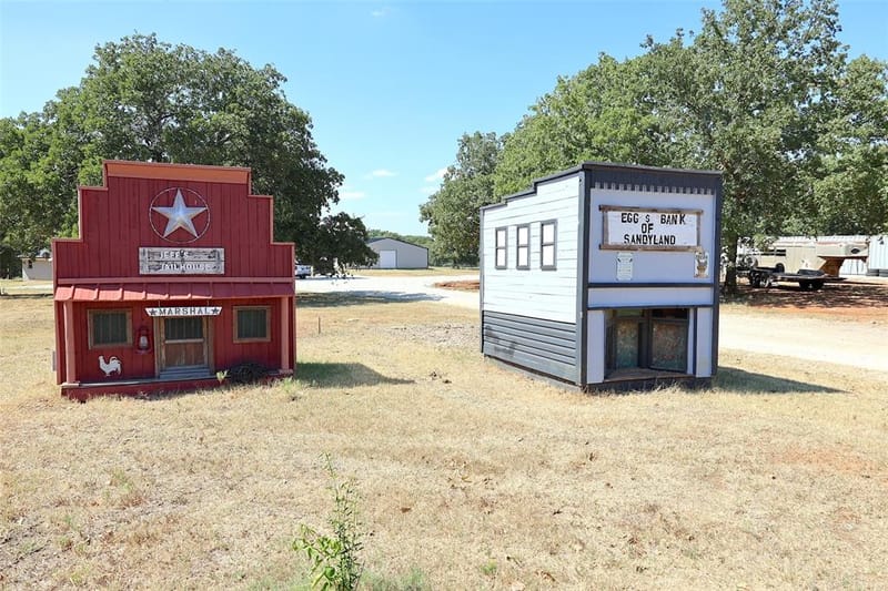 1111 Riley Road, Whitesboro TX 76273 - Photo 25