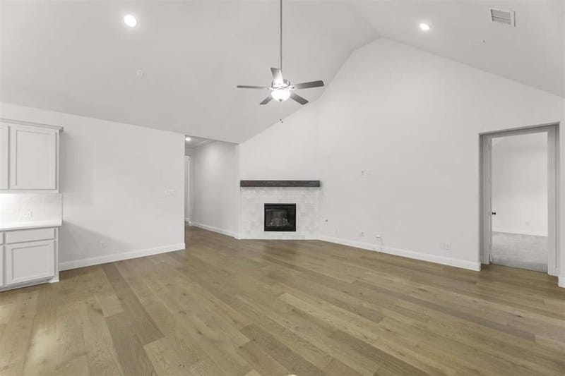 1013 Ashcroft Lane, Justin TX 76247 - Photo 8