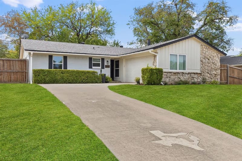 3016 Briarwood Drive, Plano TX 75074 - Photo 2