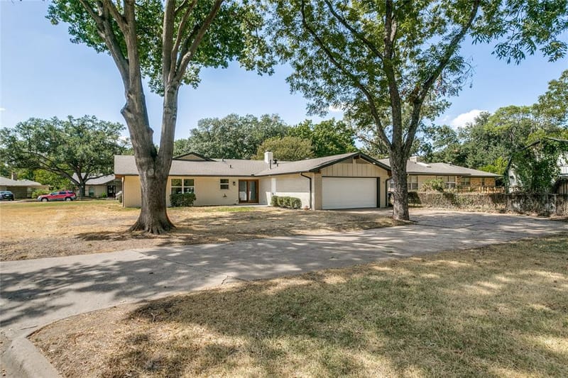 1909 Plymouth Court, Arlington TX 76013 - Photo 6