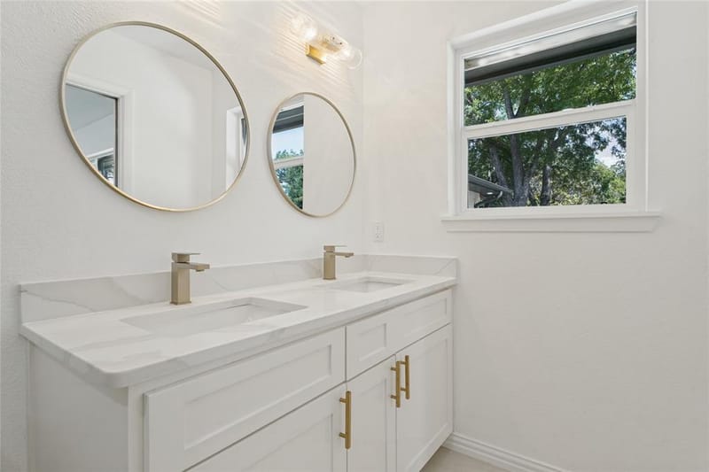 1909 Plymouth Court, Arlington TX 76013 - Photo 22
