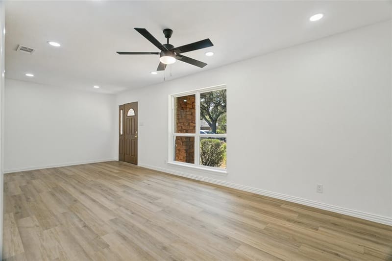 1909 Plymouth Court, Arlington TX 76013 - Photo 33